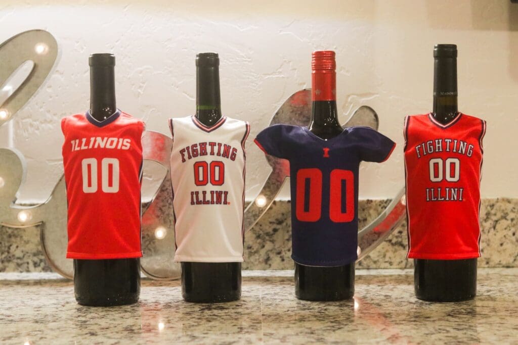 Illinois Miniature Sports Jersey Wine Bottle Cover